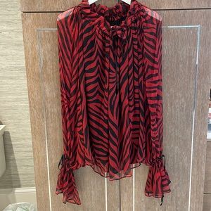 Redemption blouse size 36.